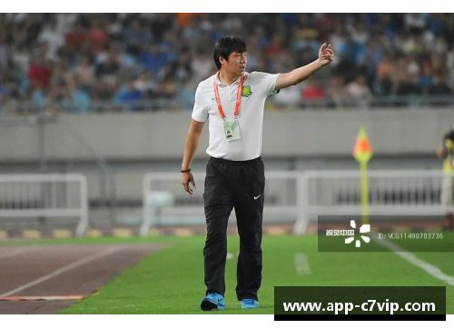 闵鹿蕾：从球场英雄到领袖榜样